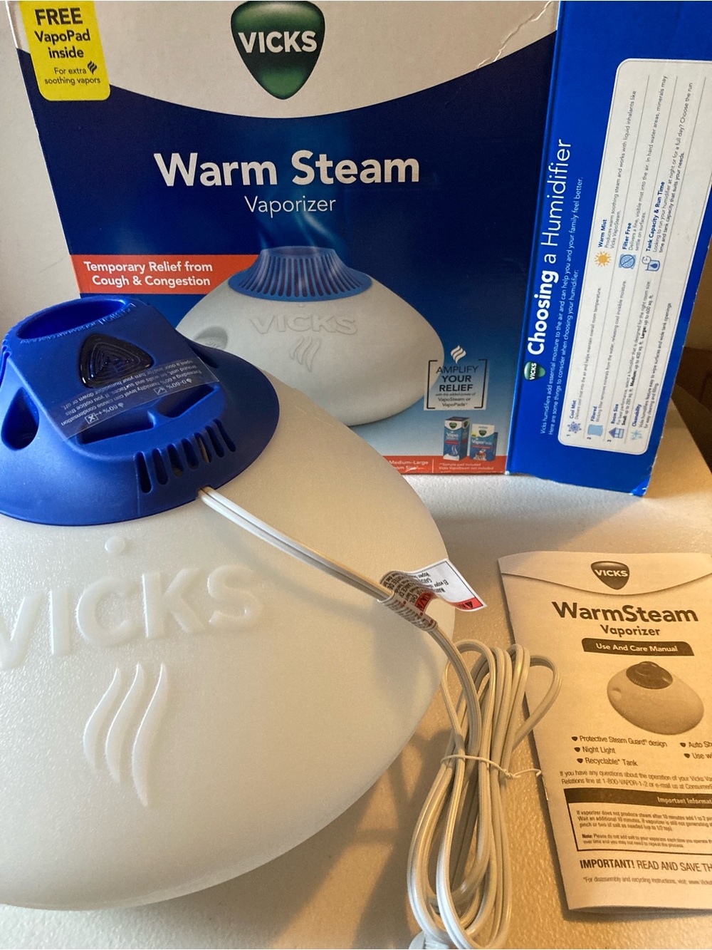Vicks WarmSteam Warm Mist Vaporizer Humidifier 1.5 Gal Night Light Auto Shut Off
